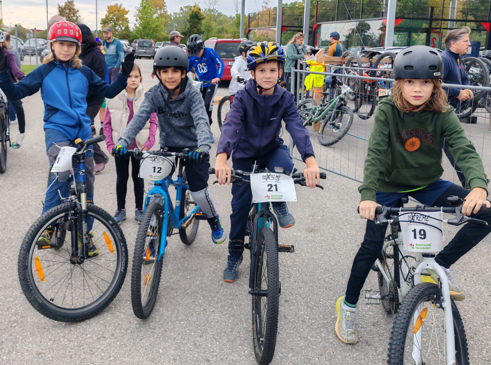 Vor dem Bikeparcour